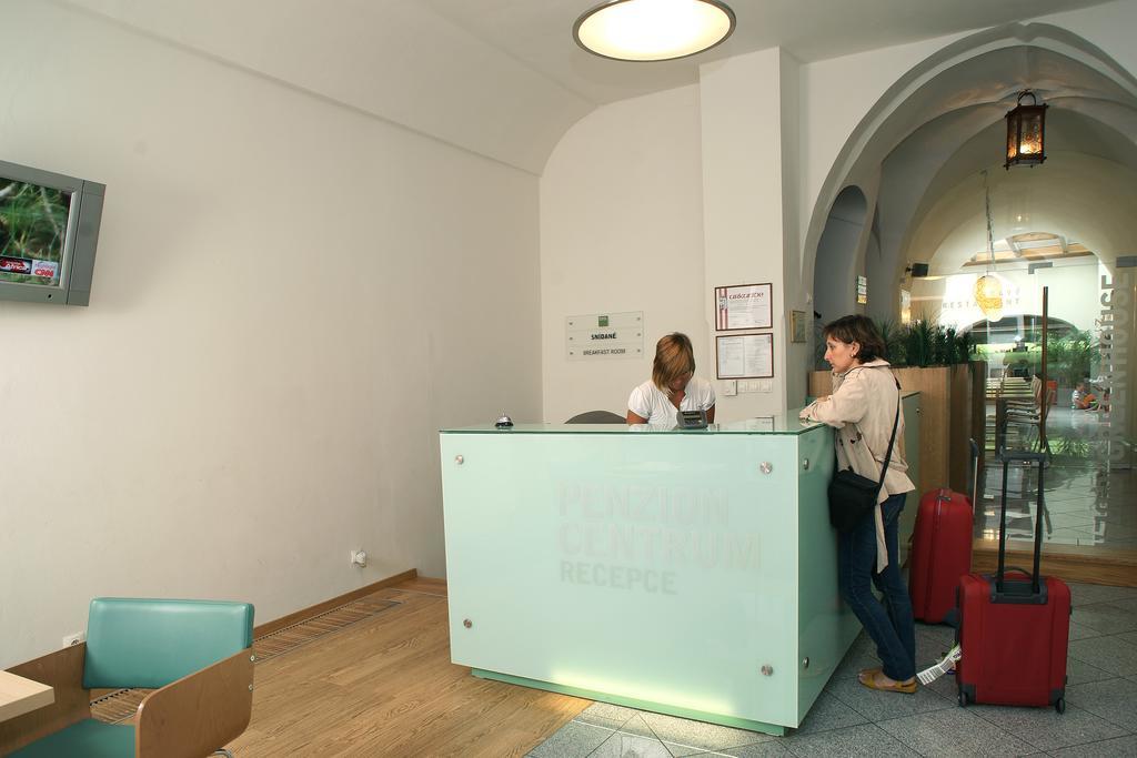Hotel V Centru Czeskie Budziejowice Zewnętrze zdjęcie